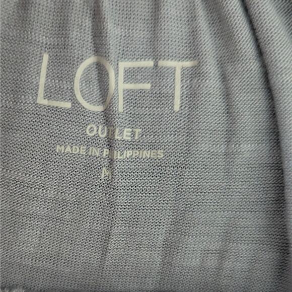 Adorable Womens LOFT Rayon Stretch Gray Tank Top Size MEDIUM - Picture 3 of 4